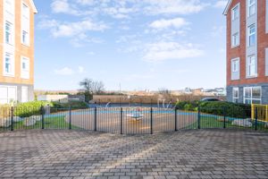 Photo 17- click for photo gallery